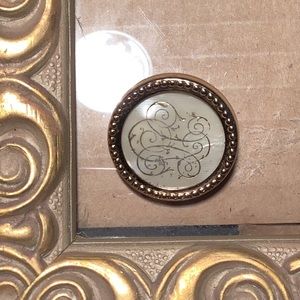 RARE 1950s Seamstress🧵 Wrist Pin, Monogrammed Mother of Pearl Magnetic for pins